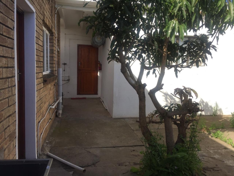 3 Bedroom Property for Sale in Uitenhage Upper Central Eastern Cape